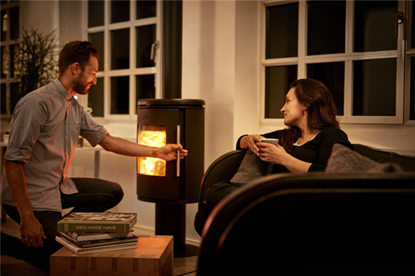 真火壁爐Mors?&nbsp;8800 系列 --- 引領下一個十年的經典.png