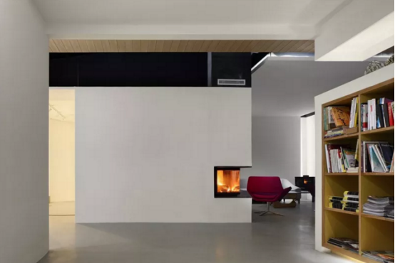 平客壁爐旗艦展廳——Lava榮獲2018法國(guó)雙面神“GPDP AWARD”國(guó)際設(shè)計(jì)大獎(jiǎng)。.png